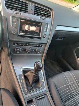 Volkswagen Golf VII variant 1,6 TDI - 10
