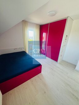 Ponúkame na predaj slnečný 3-izbový rodinný dom v časti Malé - 10