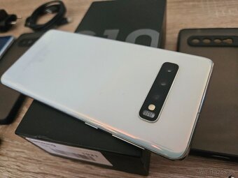Samsung Galaxy S10 S10+ - 10