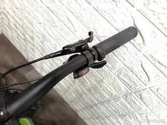 Ponúkam na predaj horský bicykel Focus Whistler 27,5" - 10
