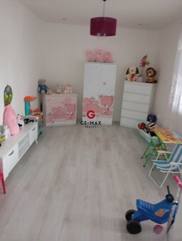 Na predaj: Rodinný dom po rozsiahlej rekonštrukcii – Sečovce - 10