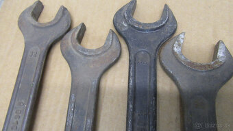 vidlicové klúče - 10