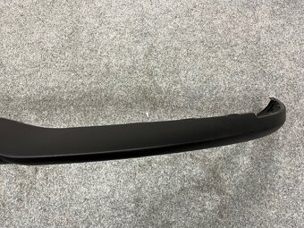Porsche Taycan spojler nárazníka 9J1807541 - 10