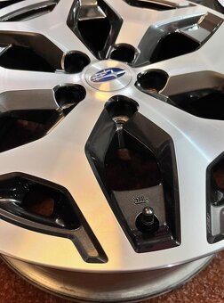 5x114,3 R17 originál Subaru Forester TOP STAV - 10