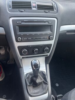 SKODA OCTAVIA - 10