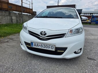 Toyota Yaris 1.3 MT6 (99 koní) benzín štvorvalec - 10