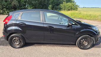 Ford Fiesta - 10