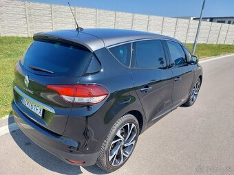 Renault Scenic TCe 140 "EDITION BOSE" - 10