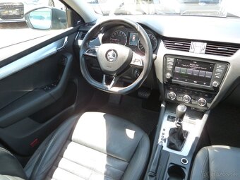 Škoda Octavia Combi 2.0 TDI Elegance/Style DSG - 10