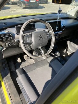Citroen C4 Cactus (2015) - 10