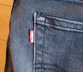 Levis tmavošedé slim fit streč - 10