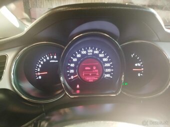 Kia Cee´d 1,4 CVVT GOLD, r.v.2014 - 10