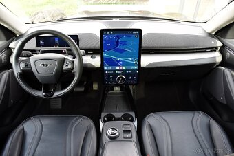 Ford Mustang Mach-E 75,7 kWh 2023 ZÁRUKA - SOH_95,8 % _DPH - 10