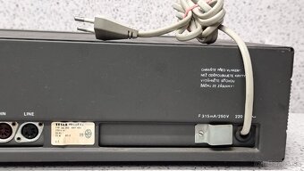 Magnetofon Tesla SM260 》Hi-Fi STEREO kazetový přehrávač - 10