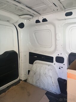 Fiat Doblo Cargo 1.6 JTD 77kW rok 2011 - 10