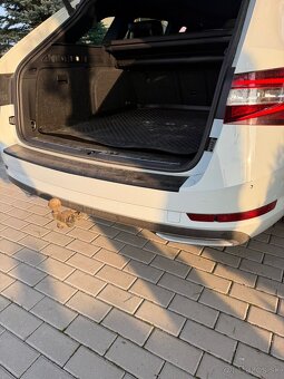 Predám Škoda Superb Combi III 2.0TDi DSG Sportline - 10