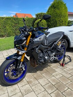 Yamaha MT09SP - 10