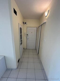 Na predaj priestranný 3-izbový byt, 82 m² – Prievidza, ul. L - 10