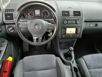 VOLKSWAGEN TOURAN 2.0 TDI CR 103 kW HIGHLINE BLUEMOTION - 10