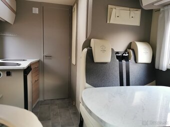 Predám autokaravan Renault Ahorn CANADA, 04/2022 - 10