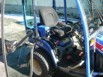 malotraktor Iseki TXG 23 AHL 4x4 - 10