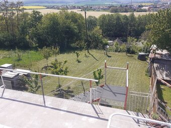 Zachovalý RD v Malých Kršteňanoch za dobrú cenu - 10