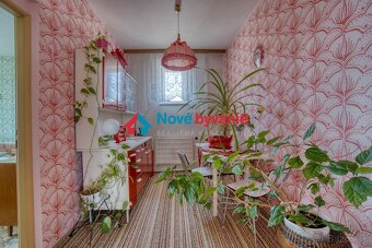 Veľkorysý rodinný dom, Šidlovec, Prešov (N002-12-MIDU3a) - 10