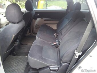 Predám Mitsubishi Grandis 2.4 16v benzin - 10