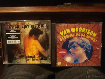CD VENOM L.PARK METALLICA KISS GNR D.STRAITS V.MORRISON ELO - 10