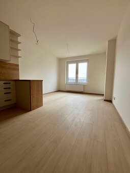 2-izb.byt v novstavbe SLNEČNÁ PLÁŇ, loggia, skolaudovaný - 10