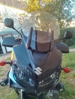 Suzuki Vstrom 650 DL - 10
