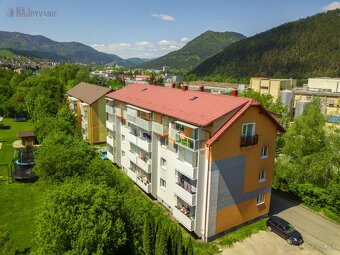 TEHLA - 2i 55m2 + Loggia na sídlisku Roveň - 10