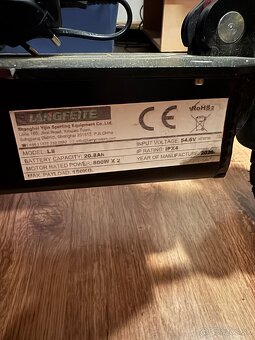 Elektricka kolobezka - 10
