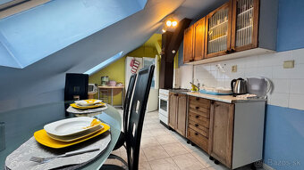 Veľkometrážny LOFT v centre BRATISLAVY 101m2,aj pre študent. - 10