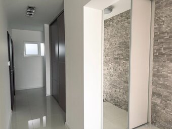 Na predaj 4 izbový priestranný a svetlý rodinný dom vo Veľký - 10