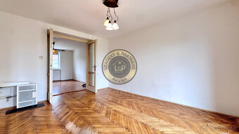 PREDAJ- 2iz. byt s balkónom  v Hlohovci  na ulici R. Dilonga - 10