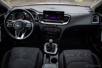 Kia Ceed SW 1.5 TGDi Silver, 1. Majiteľ, Navi,Kamera,Connect - 10