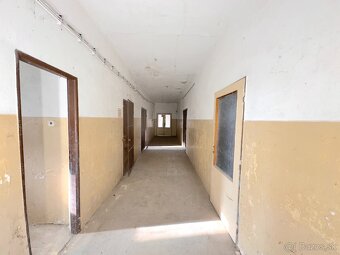 480 m2 hospodárska budova / sklad 20 min od Komárna - 10