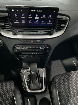 KIA Ceed 1,5 T-GDi 7DCT GOLD Gold+ MY25 - 10