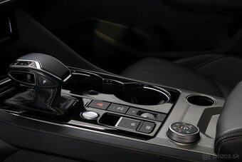 VW Touareg 3.0TDI 210kW R-line IQ 360 Dynaudio Panorama - 10