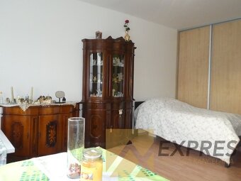 RK EXPRES - na predaj 1 izbový byt v Handlovej, ul. Mostná - 10