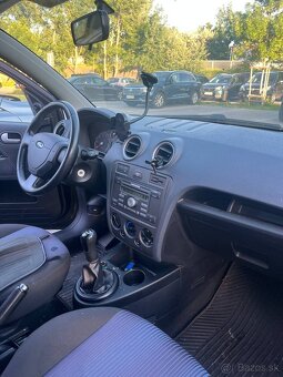 Ford Fusion - 10