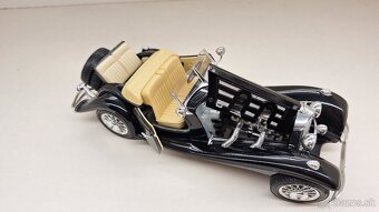 1:18 MERCEDES-BENZ 500K, 1 - 10