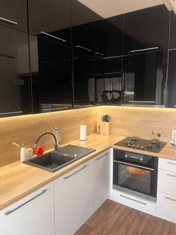 Na predaj 4-izbový byt po rekonštrukcii ,Rajec ,Hollého,84m2 - 10