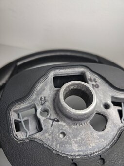 ŠPORTOVÝ VOLANT ŠKODA - 10