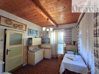 Rodinný dom s pozemkom 579m2 na Orave v obci Chlebnice - 10