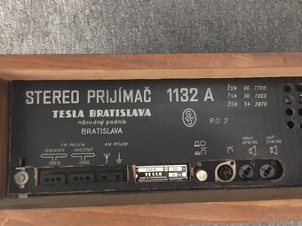 Rádio gramofón - Stereo prijímač 1132 A Tesla Bratislava - 10