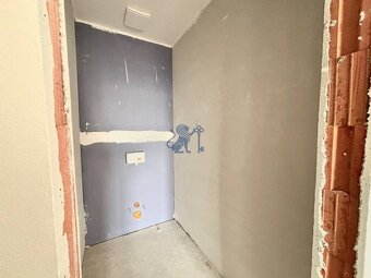 Na PREDAJ | 4izb. veľkometrážny ateliér | Rezidencia Prístav - 10