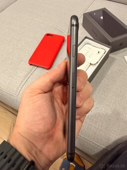 iPhone 8, 64GB Space Gray - 10