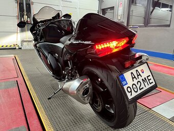 Suzuki Hayabusha GSX1300R NOVÁ MOTORKA - 10